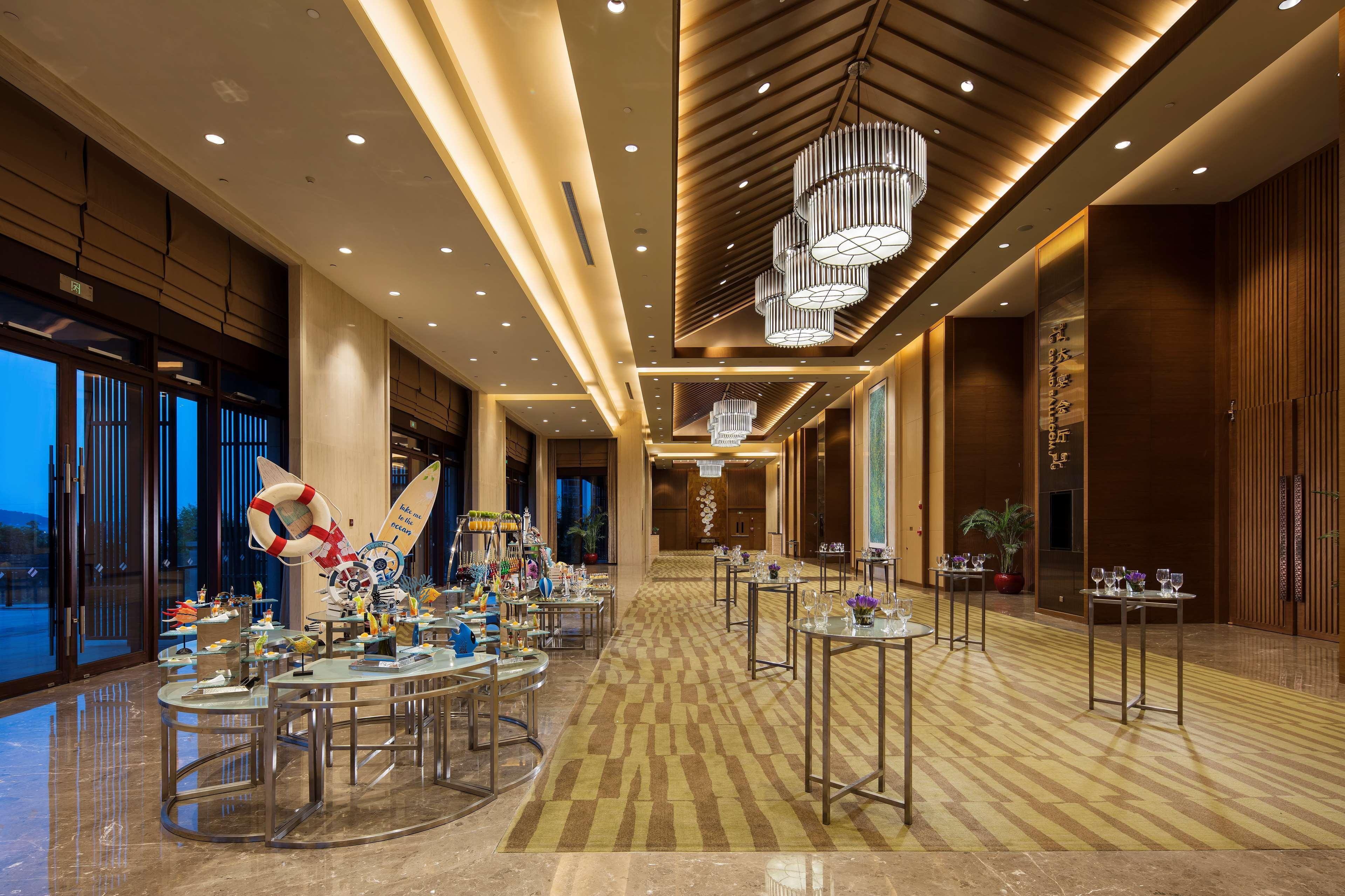 Hilton Wuhan Optics Valley Εξωτερικό φωτογραφία