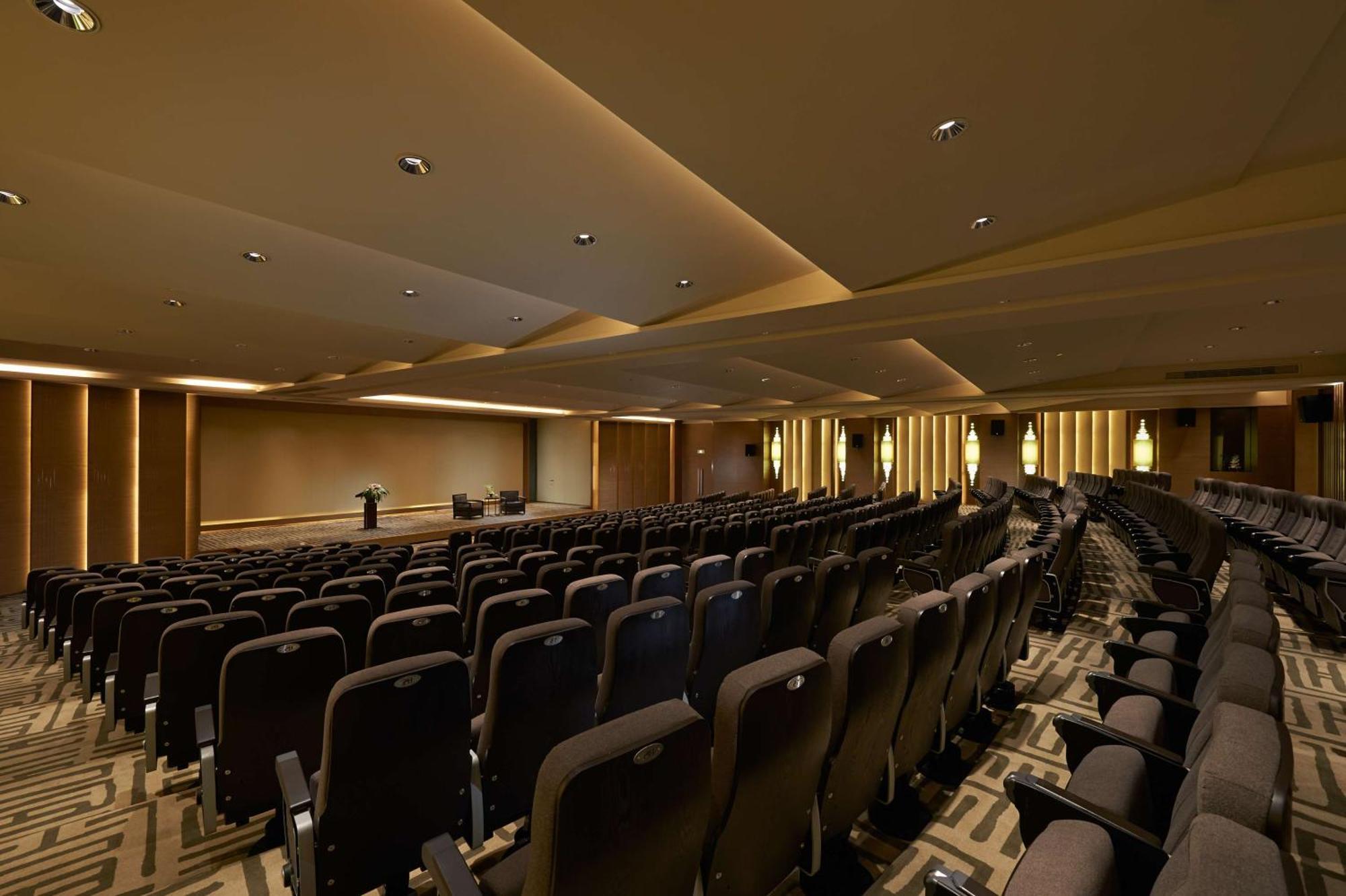 Hilton Wuhan Optics Valley Εξωτερικό φωτογραφία
