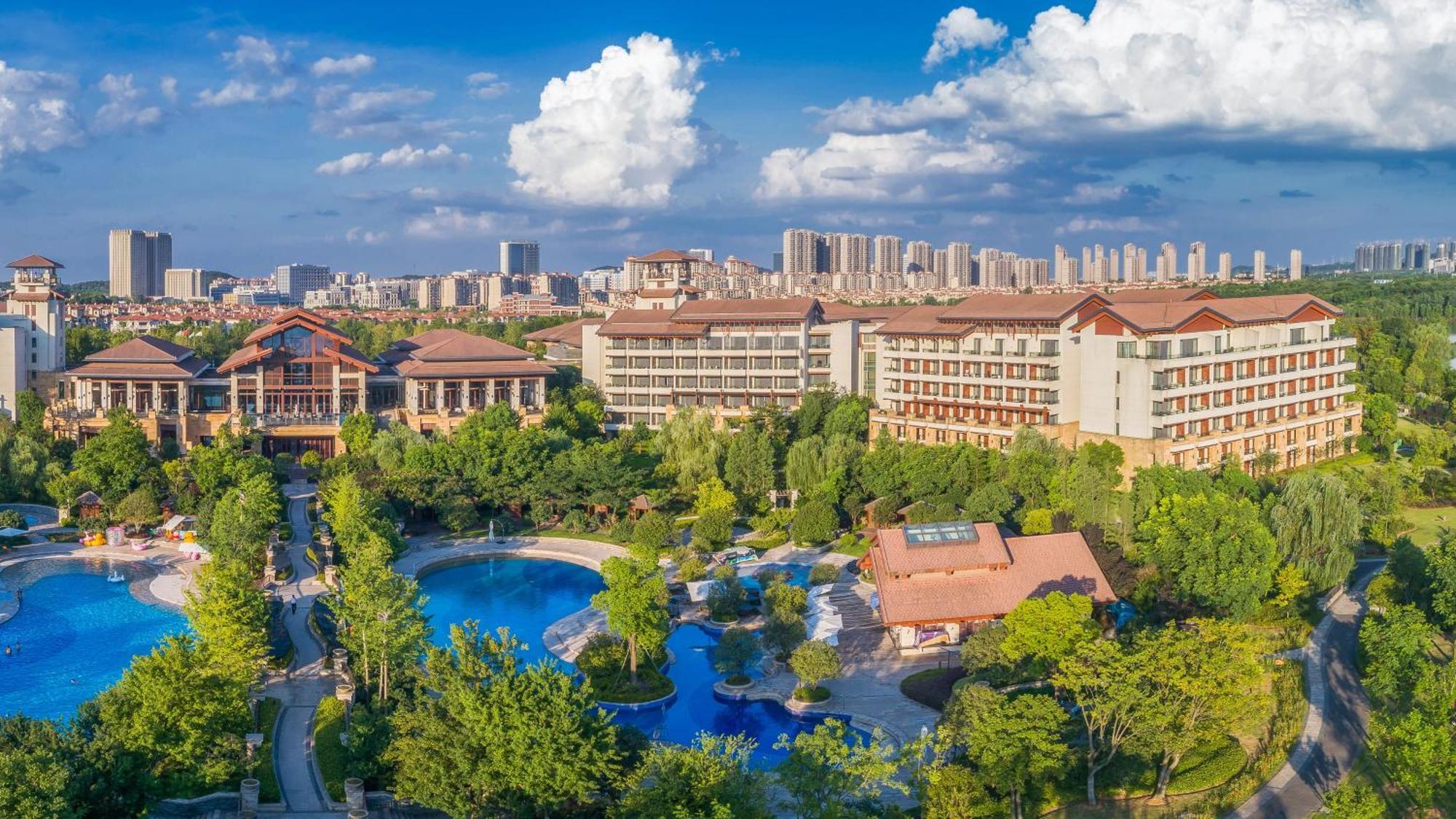 Hilton Wuhan Optics Valley Εξωτερικό φωτογραφία